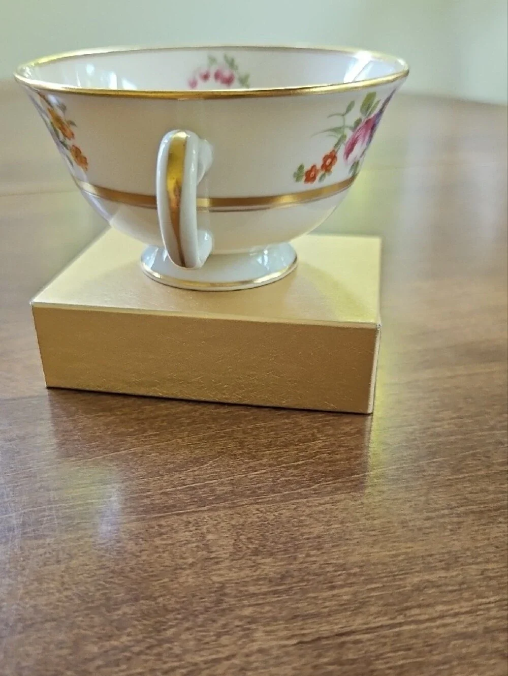 Coxon Belleek Floral Bouquet Tea Cups, Set of 3